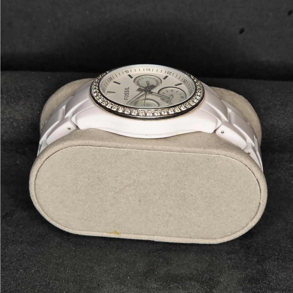 Fossil Stella ES-1967 Womens Watch 38mm White Multifunction New Battery 6.5" - Picture 3 of 5